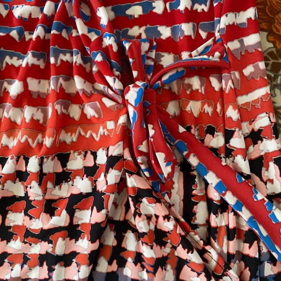 Dress - Picture 4 of 6